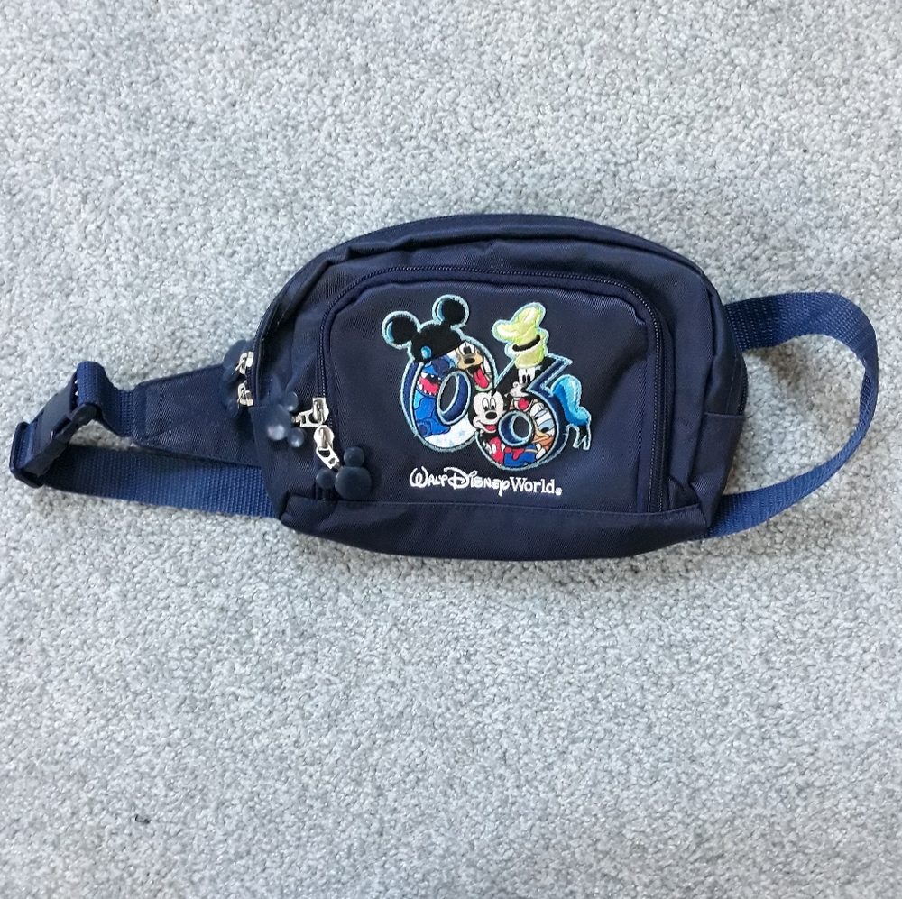 Vintage Walt Disney World 2006 Belt Bag Fanny Pack Y2K